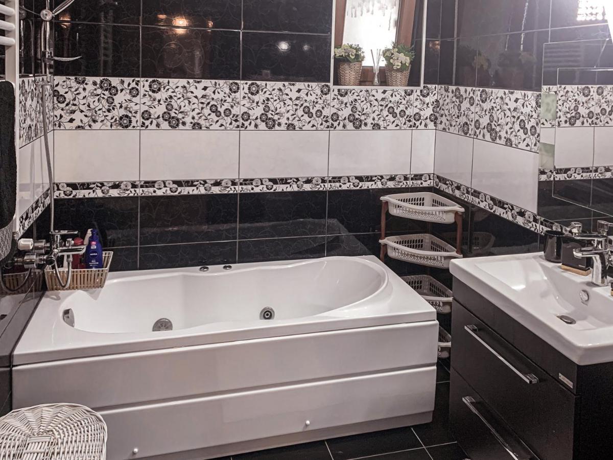 Apartment 2 Rooms Luxury Бухарест Екстер'єр фото